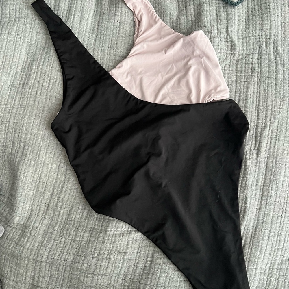 MYRASWIM two piece set